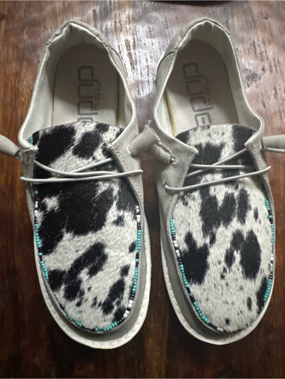 Cowhide leather HEY DUDES with turquoise beads, Size: US 9 #western #cowboy